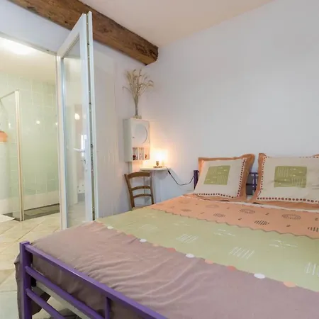 Semesterbostad Perets Petit